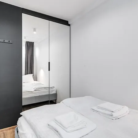 Grzybowska 6 By Nyx *