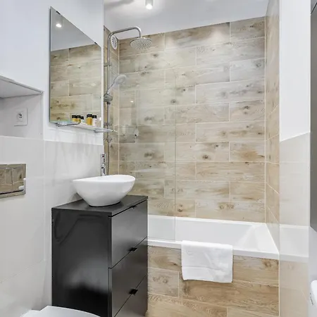 Grzybowska 6 By Nyx * Varsavia